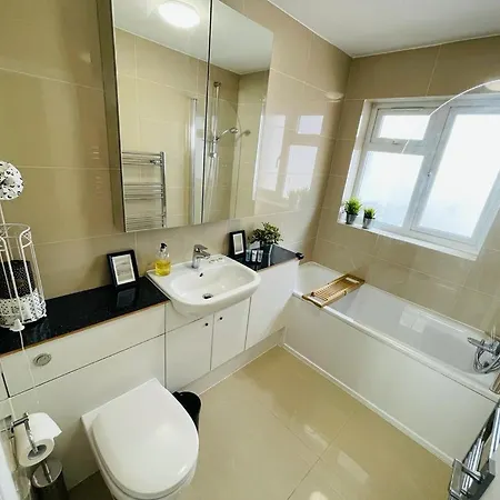 Enfield Chase Apartment Экстерьер фото