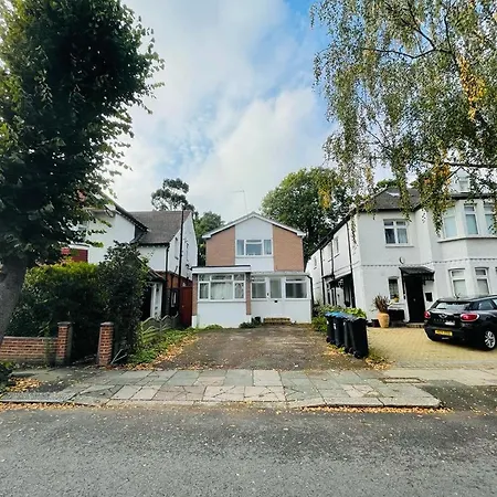Enfield Chase Apartment Экстерьер фото