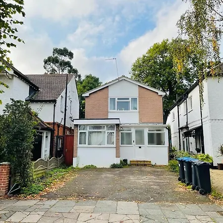 Enfield Chase Apartment Экстерьер фото
